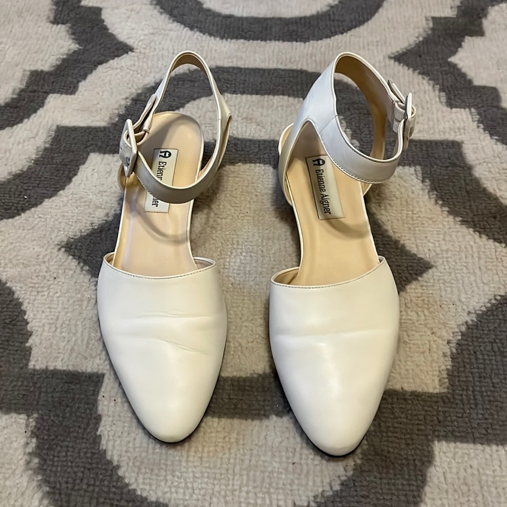 Etienne Aigner Diane White Bone Leather Closed Toe Ankle Strap Heel Size 8.5